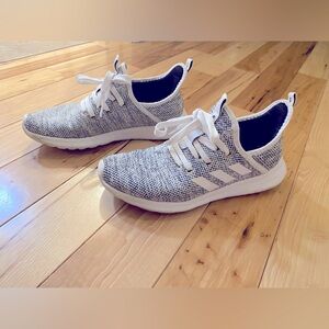 Adidas Cloudfoam sneakers